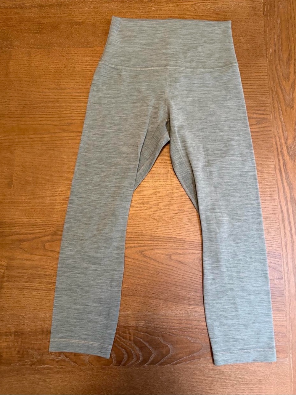 lululemon athletica Seamless High-Waist Leggings in Light Gray